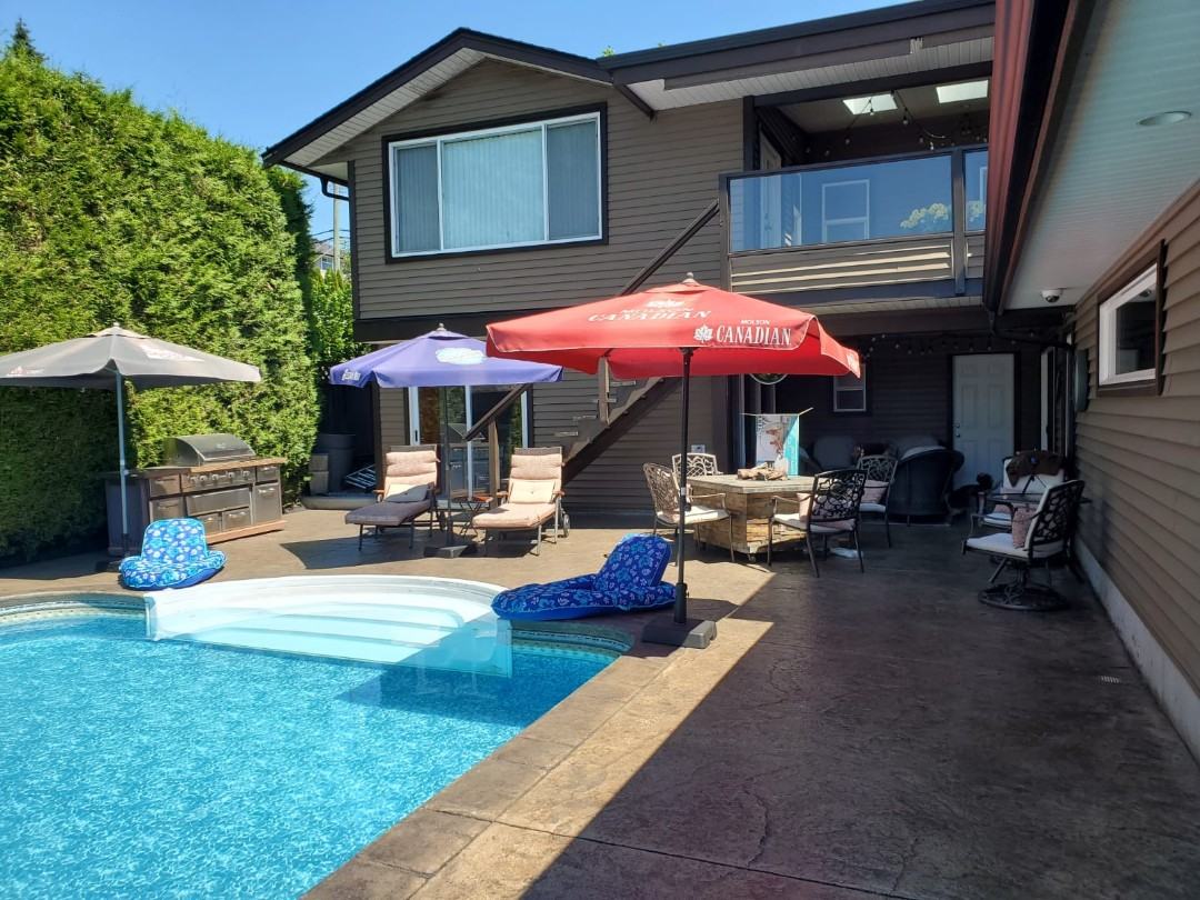 376 Richard Street - Photo 2 of 32