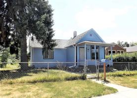 featured image of 616 7th Ave S #1