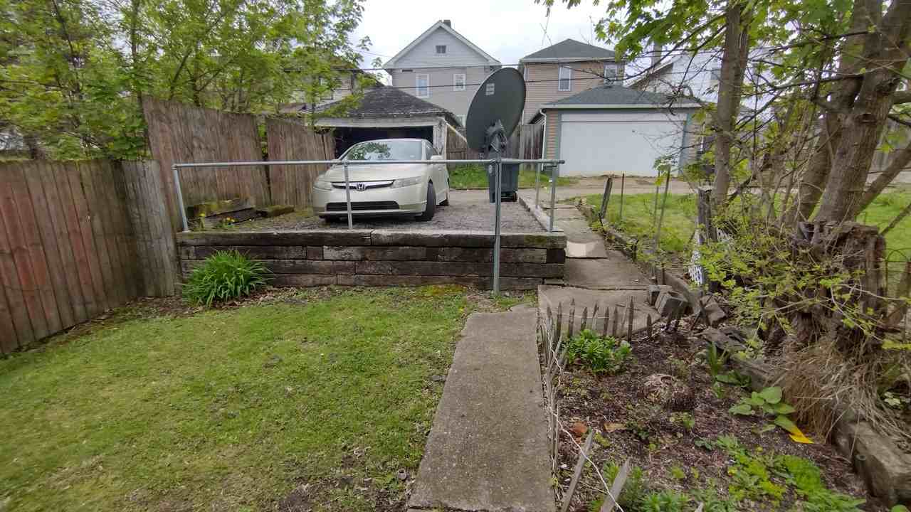 307 Summit Ave #1 - Photo 7 of 10