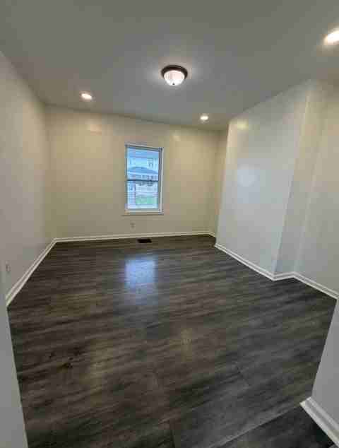 41 S Oakley Ave #1 - Photo 4 of 48