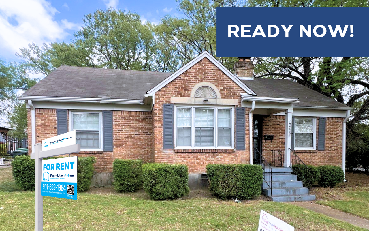 252 E Edwin Cir #1