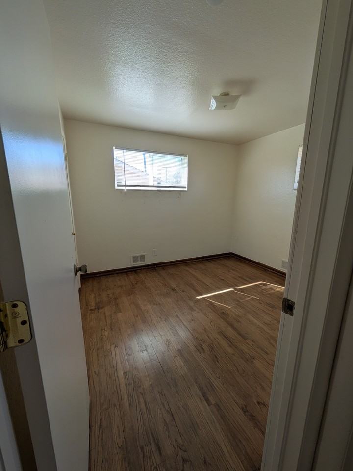 S 3rd Ave #1 - Photo 6 of 20