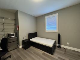 featured image of 641 Lambert Ave #4