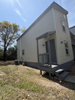 featured image of 124 Hampton Dr #1