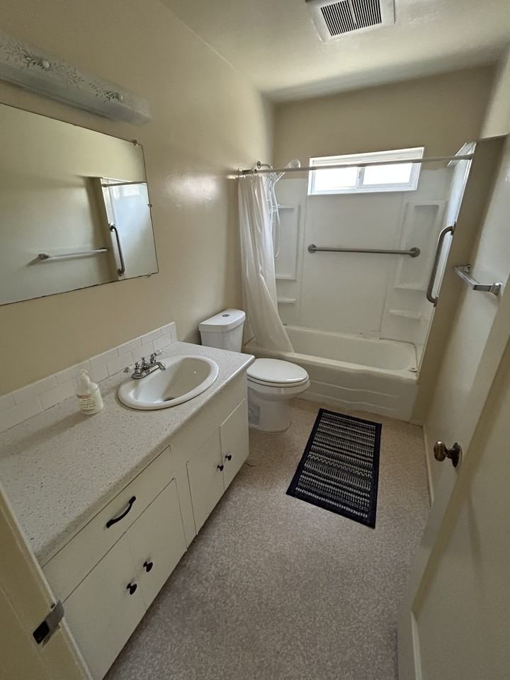 740 Rougeot Pl #1 - Photo 4 of 10