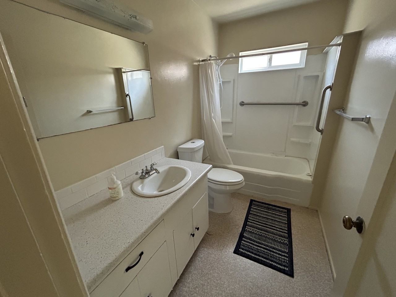 740 Rougeot Pl #1 - Photo 5 of 10