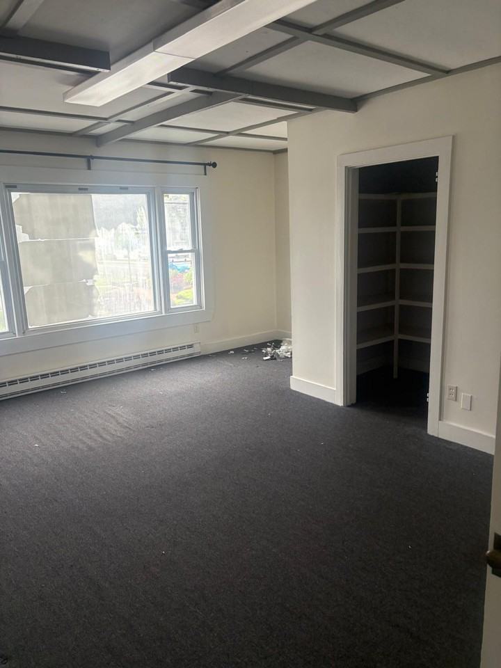 5 5-7 East Main Street - Office C #C - Photo 2 of 21