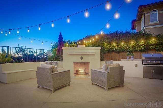 1463 Paseo De Las Flores #1 - Photo 7 of 39