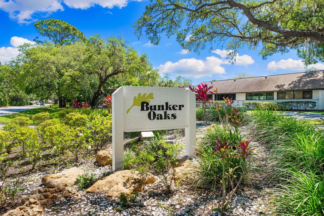 3563 Longmeadow - 32 #32 - Photo 2 of 17