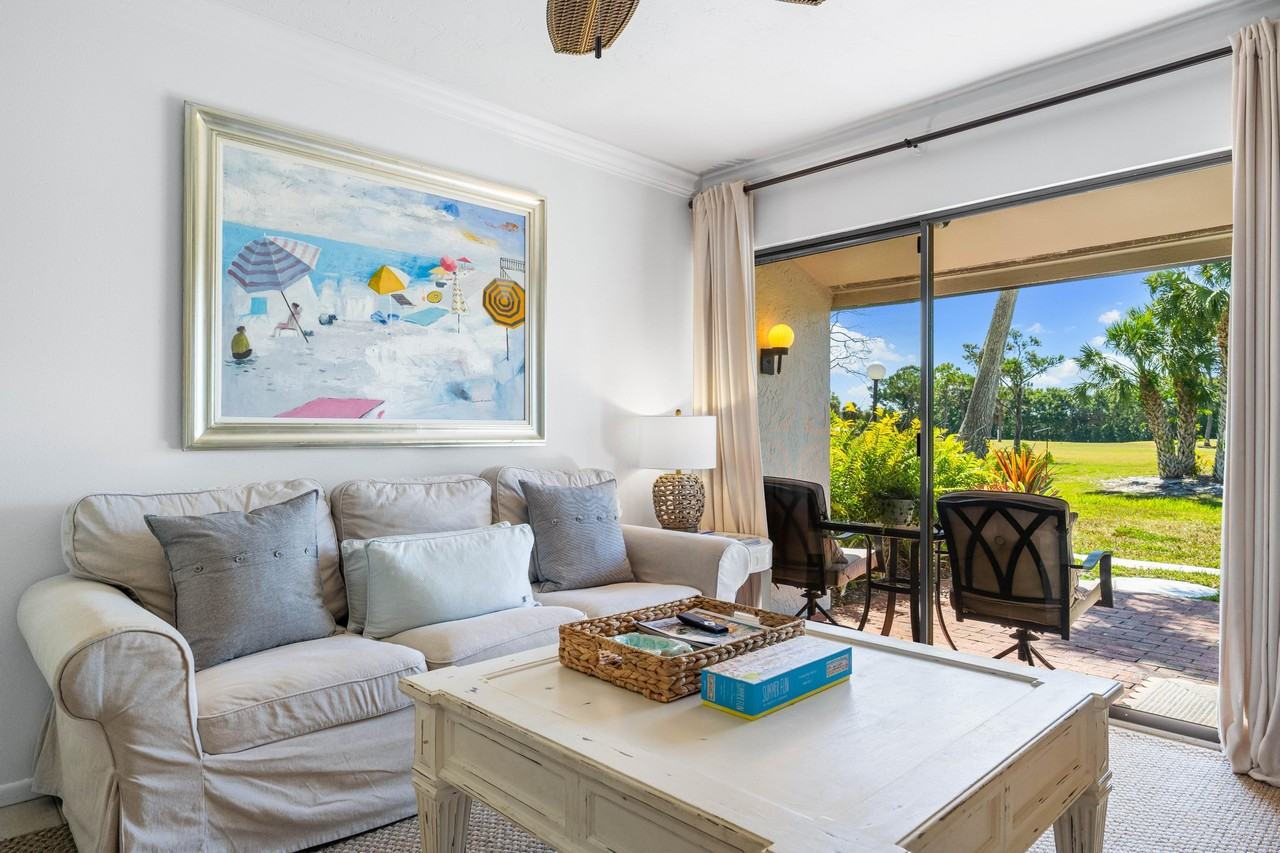 3563 Longmeadow - 32 #32 - Photo 4 of 17