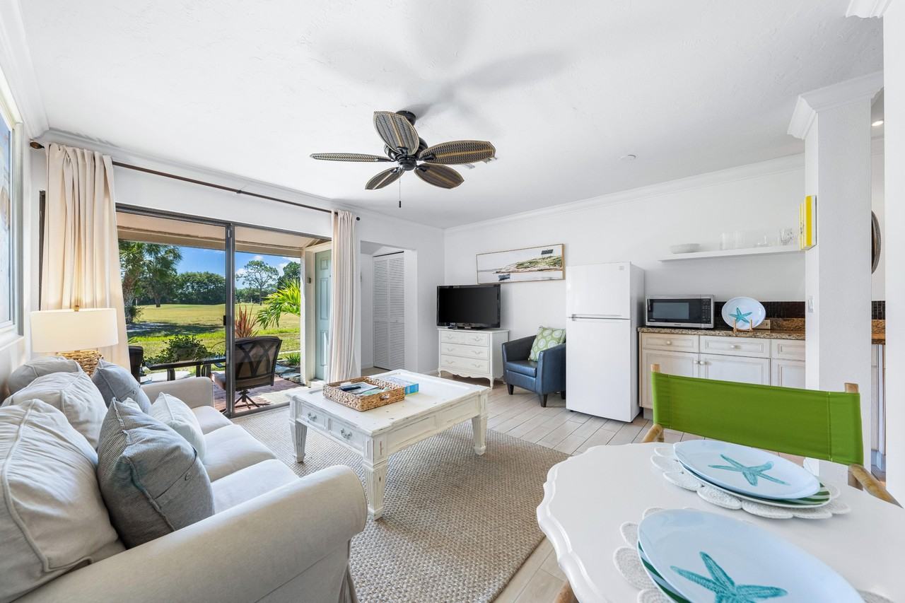 3563 Longmeadow - 32 #32 - Photo 6 of 17