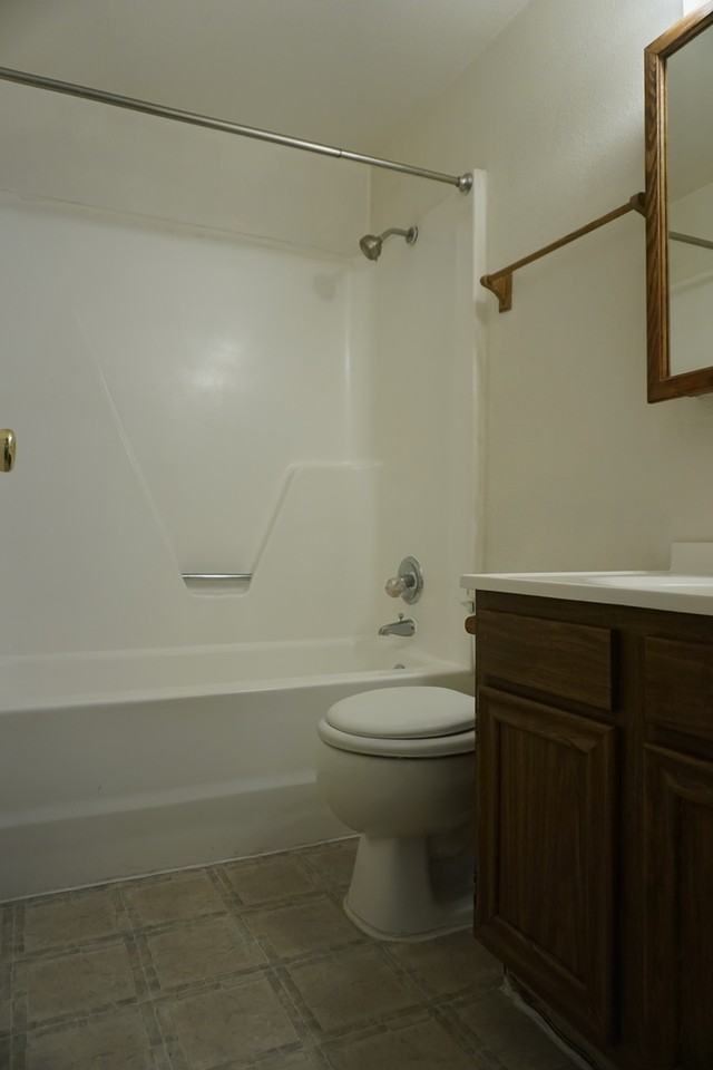 4425 Valverde Ct - Photo 6 of 17