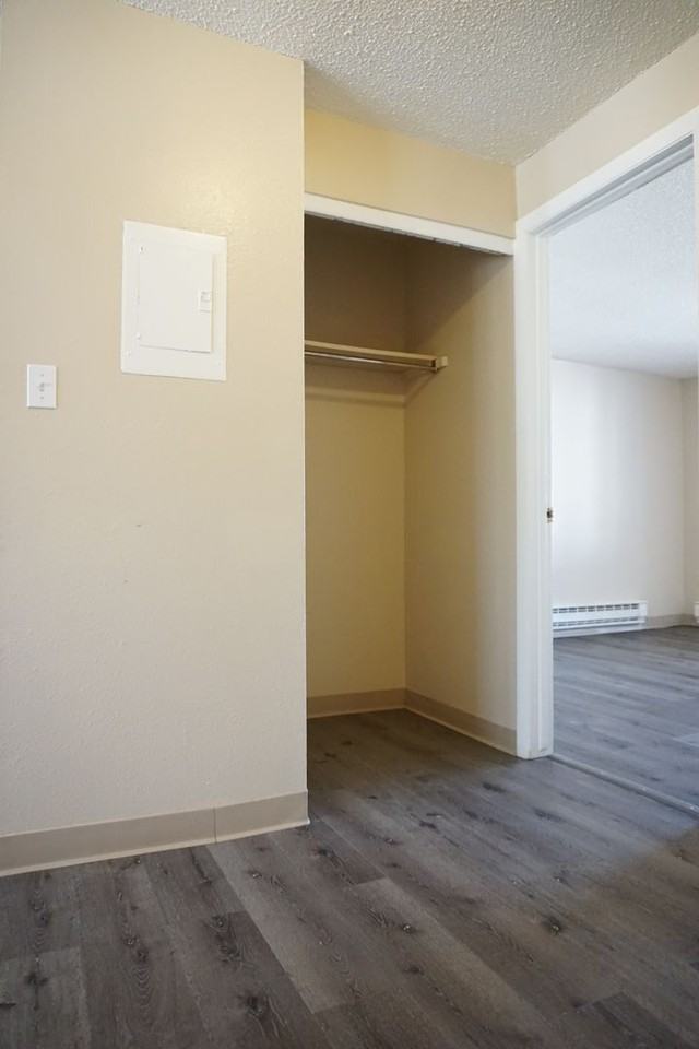 4419 Valverde Ct - Photo 4 of 8