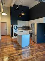 featured image of 600 State St