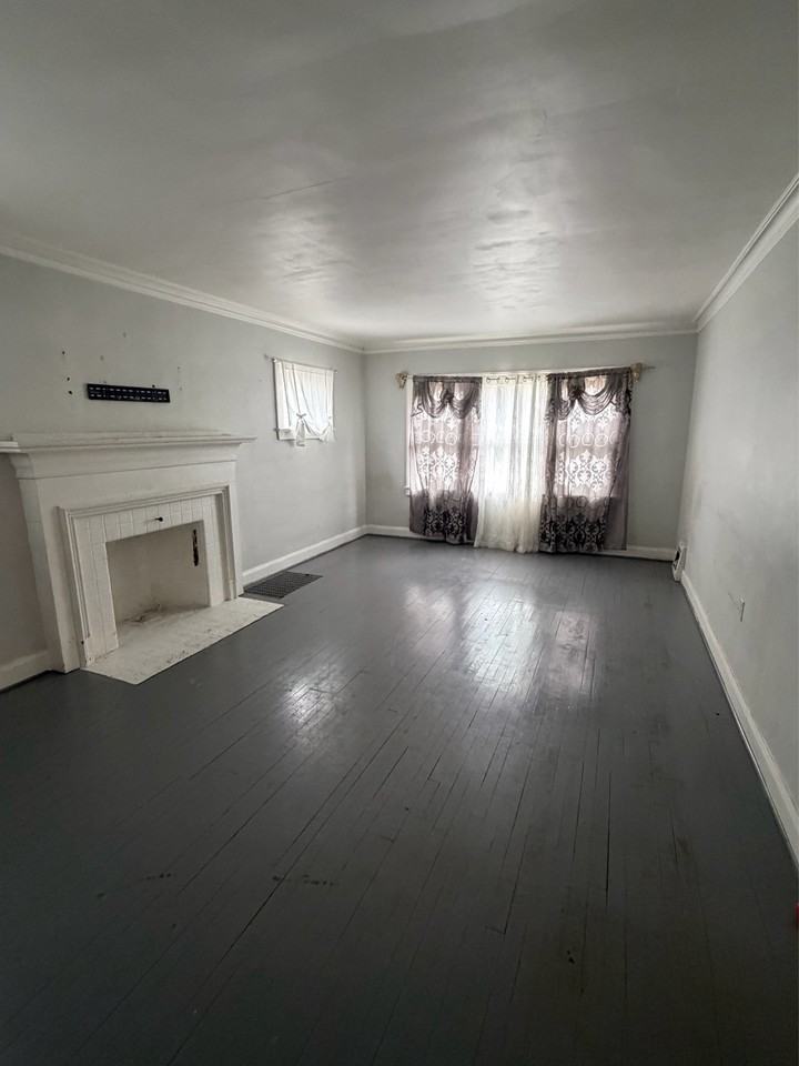 1859 Goleta Ave #1 - Photo 4 of 13