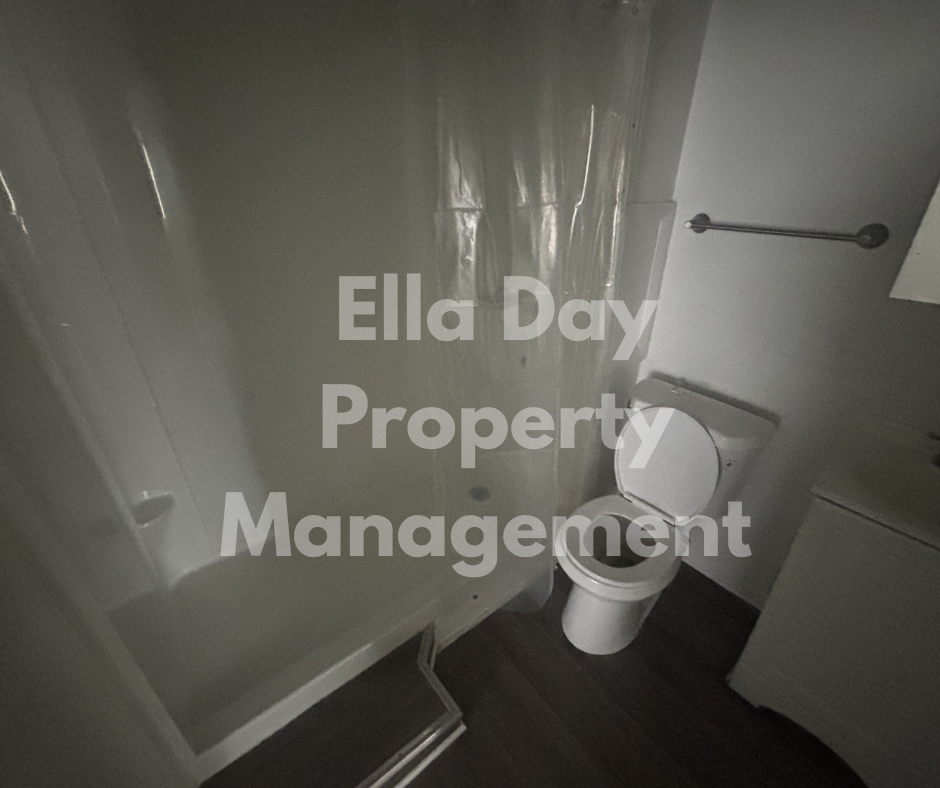 1801 S Glenn St #1 - Photo 6 of 7