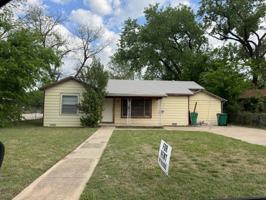 featured image of 1321 W Frey St #1