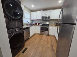 featured image of 195 Pineview Dr #B