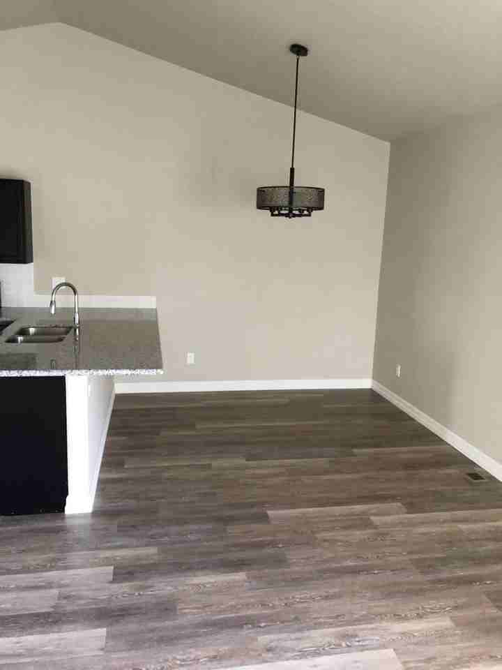 1509 N Nickelton St #1 - Photo 3 of 9