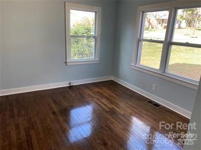 523 Franklin Ave #1 - Photo 5 of 20