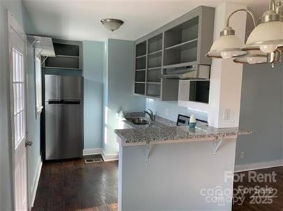 523 Franklin Ave #1 - Photo 7 of 20