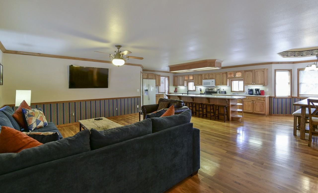 5558 State Highway 265 - 5BR - Photo 4 of 50