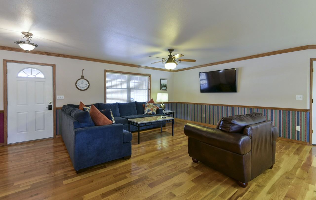 5558 State Highway 265 - 5BR - Photo 5 of 50