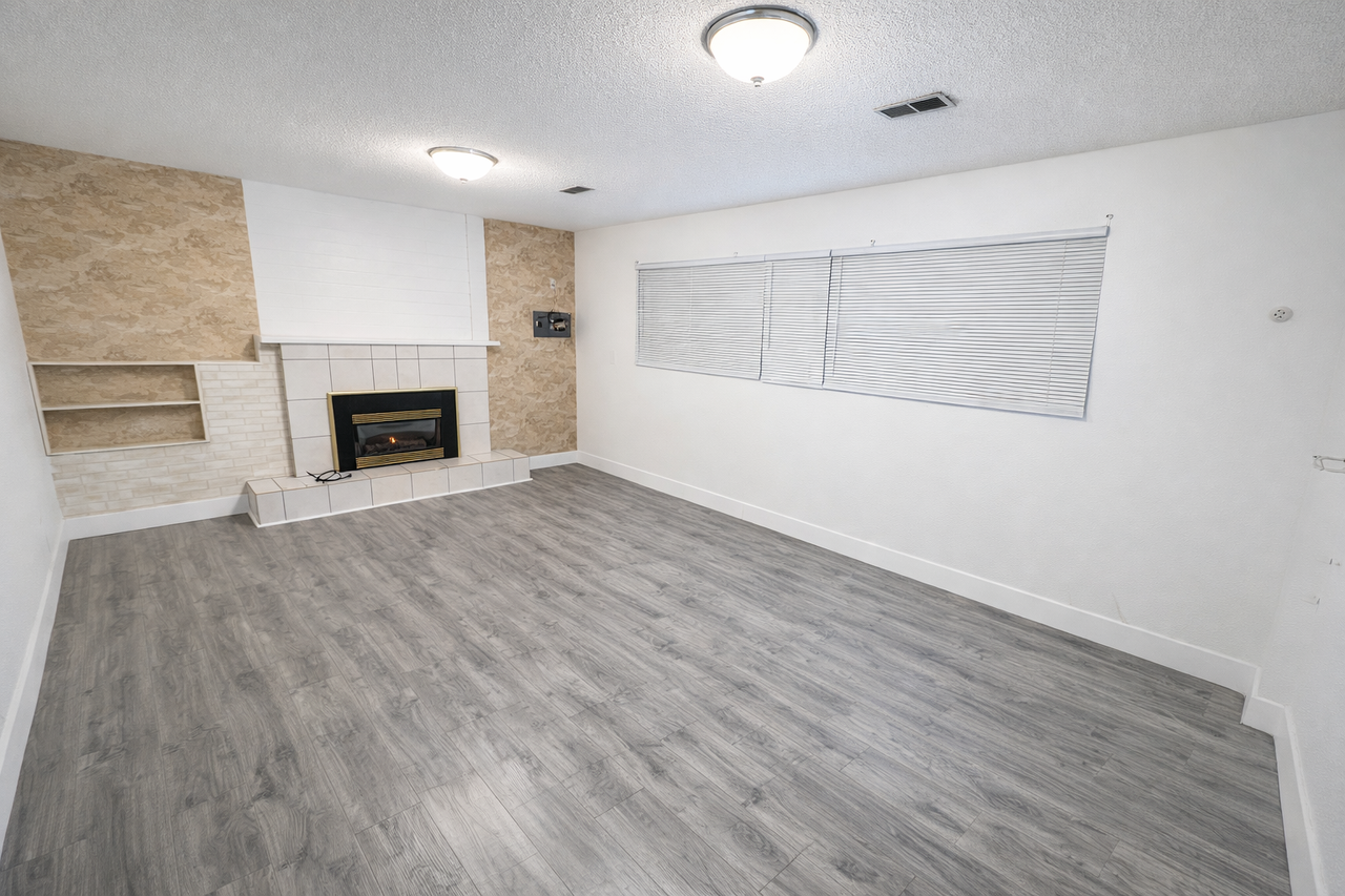 32438 Hillcrest Ave #BS - Photo 4 of 8