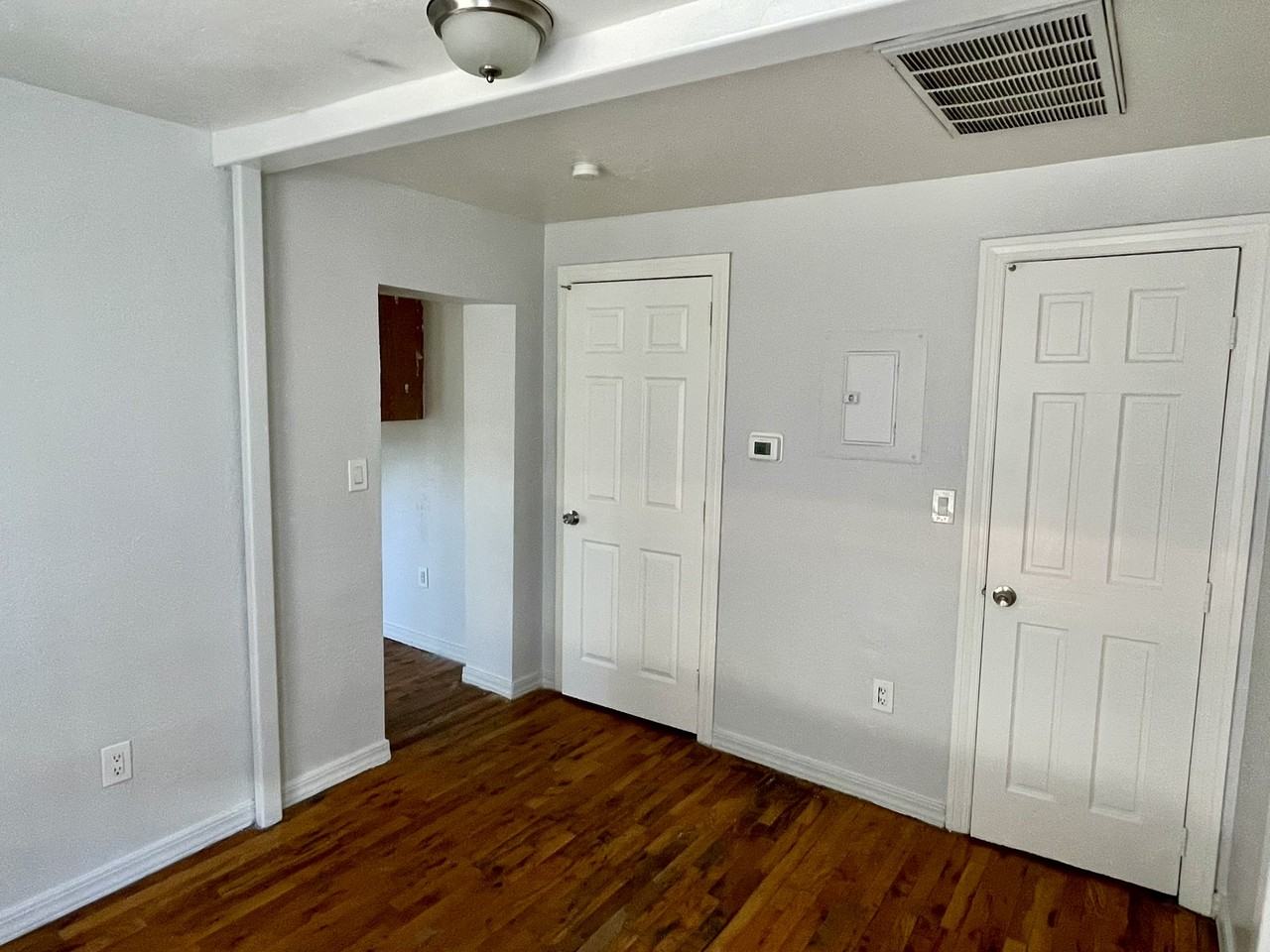 1216 W Roosevelt St #1216-2 - Photo 6 of 23