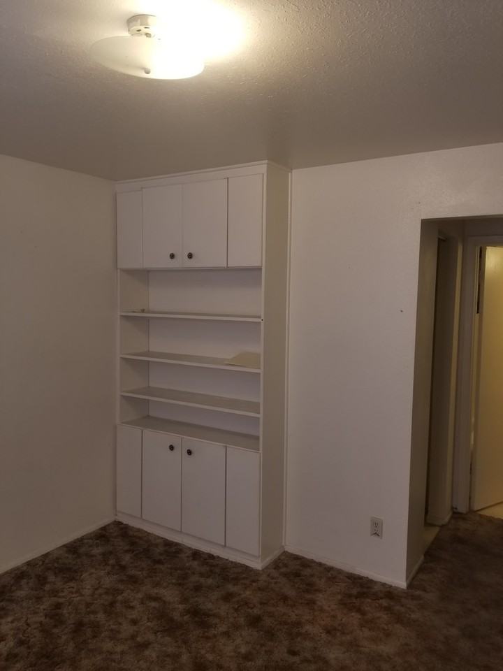 2121 Gold Ave SE - Photo 5 of 23
