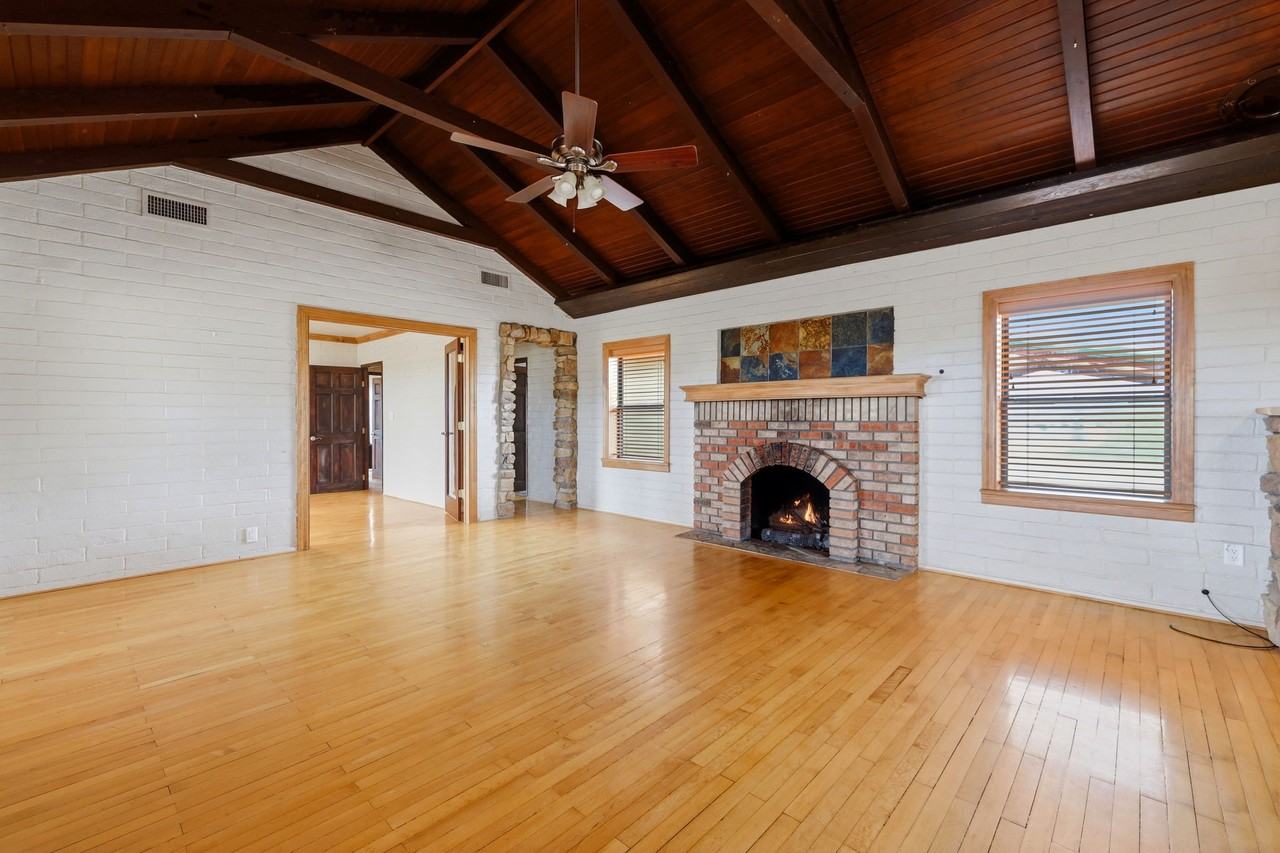 13750 E Mingus Vista Dr #1 - Photo 5 of 24