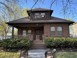 featured image of 1002 B St #1