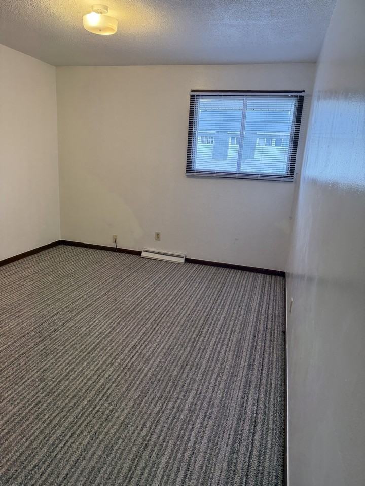 1218 E Wausau Ave #4 - Photo 5 of 9