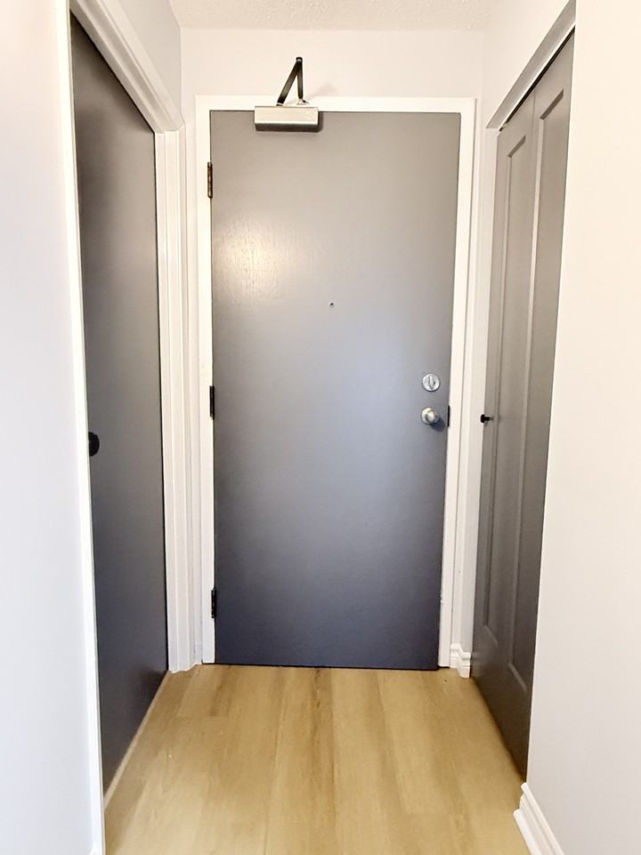 2940 Elsmere Ave #105 - Photo 3 of 14
