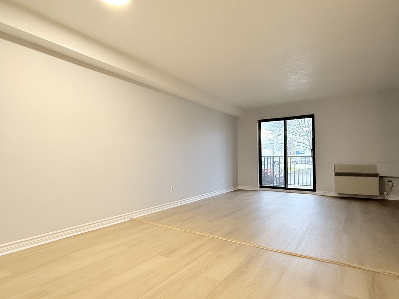 2940 Elsmere Ave #105 - Photo 4 of 14