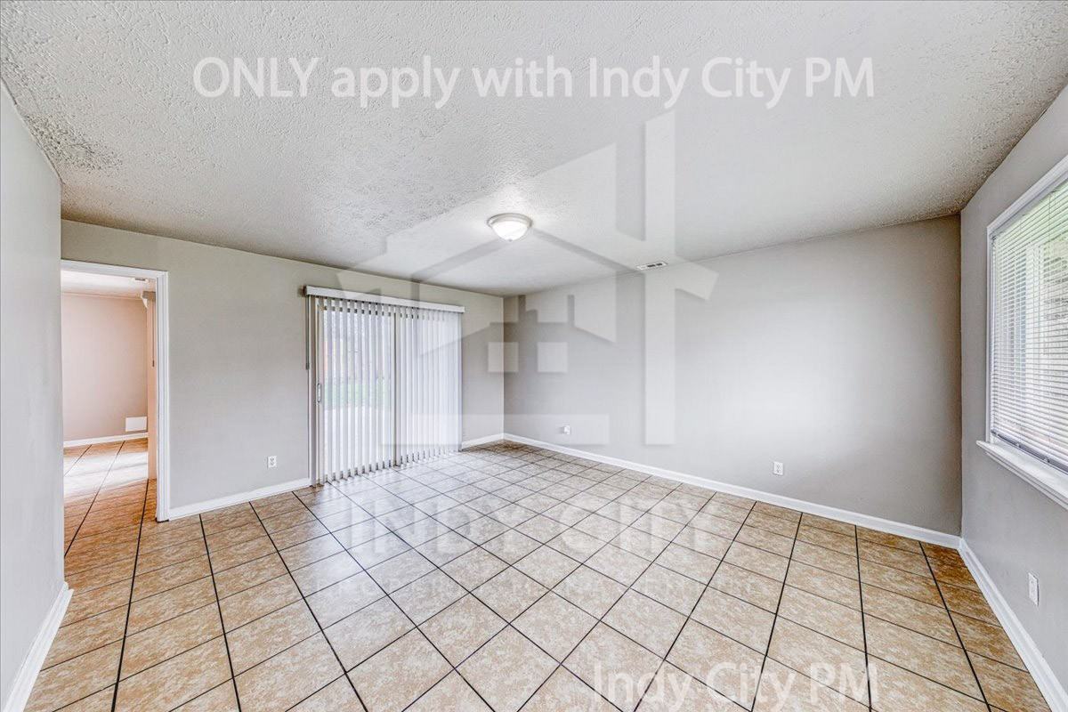 2416 Morning Star Dr #1 - Photo 3 of 24