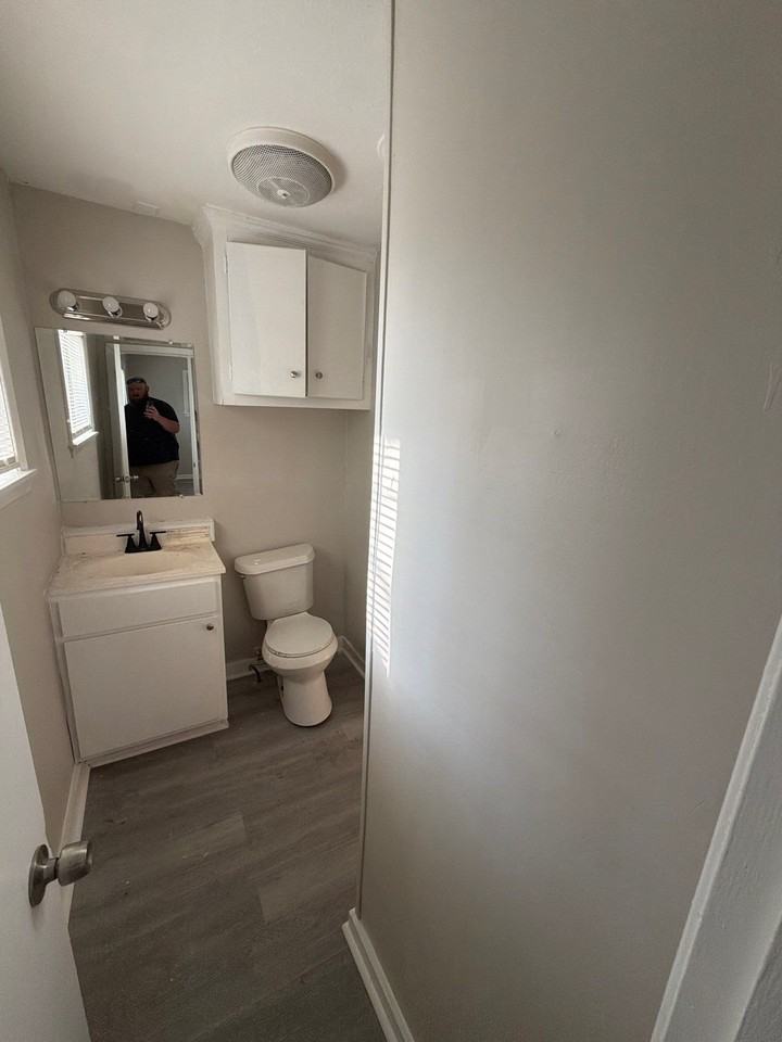228 Catalina Cir #1 - Photo 4 of 13