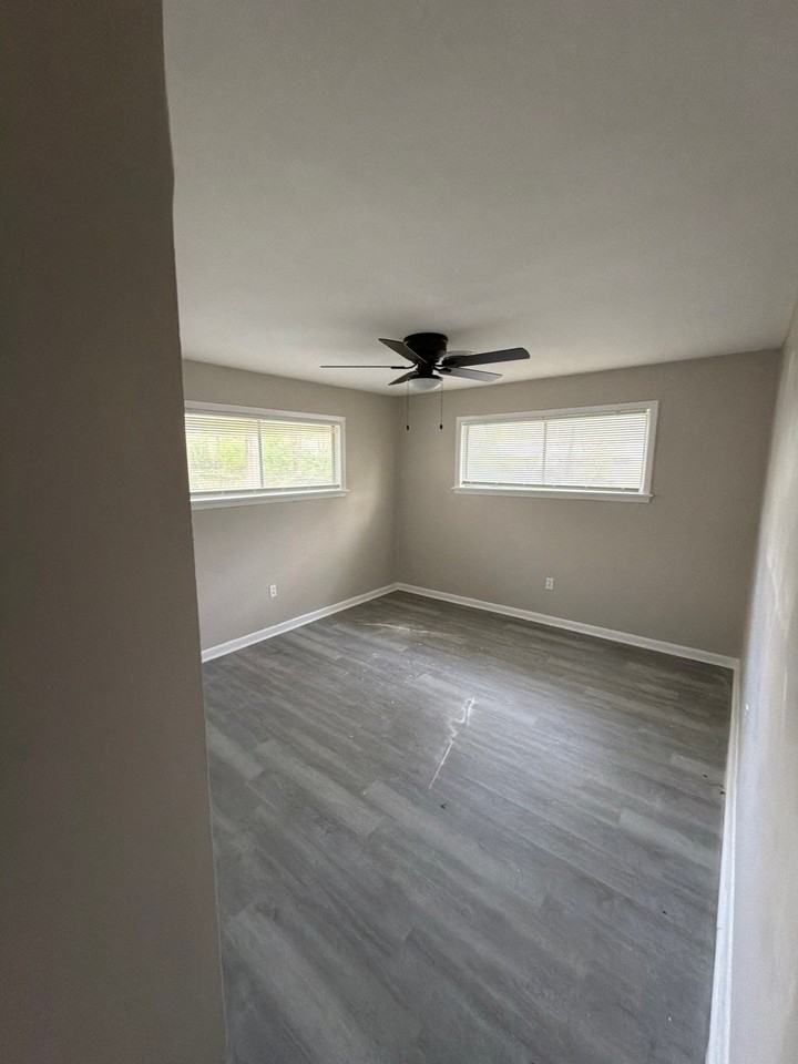 228 Catalina Cir #1 - Photo 6 of 13