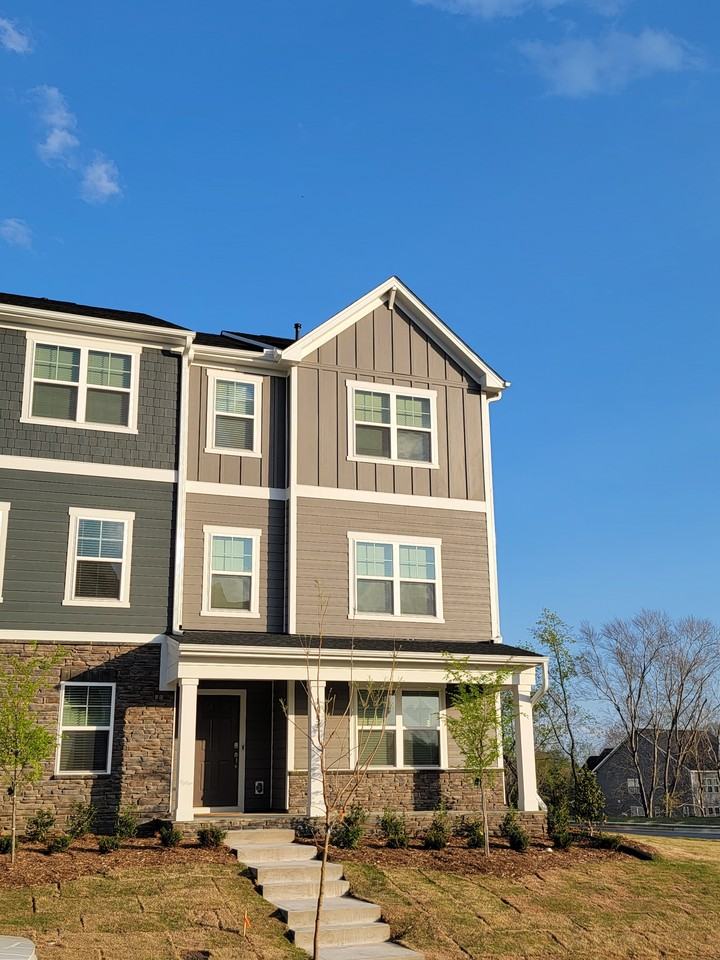 1467 Jay Rd #1 - Photo 2 of 22