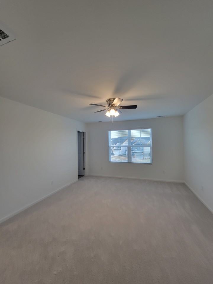 1467 Jay Rd #1 - Photo 5 of 22