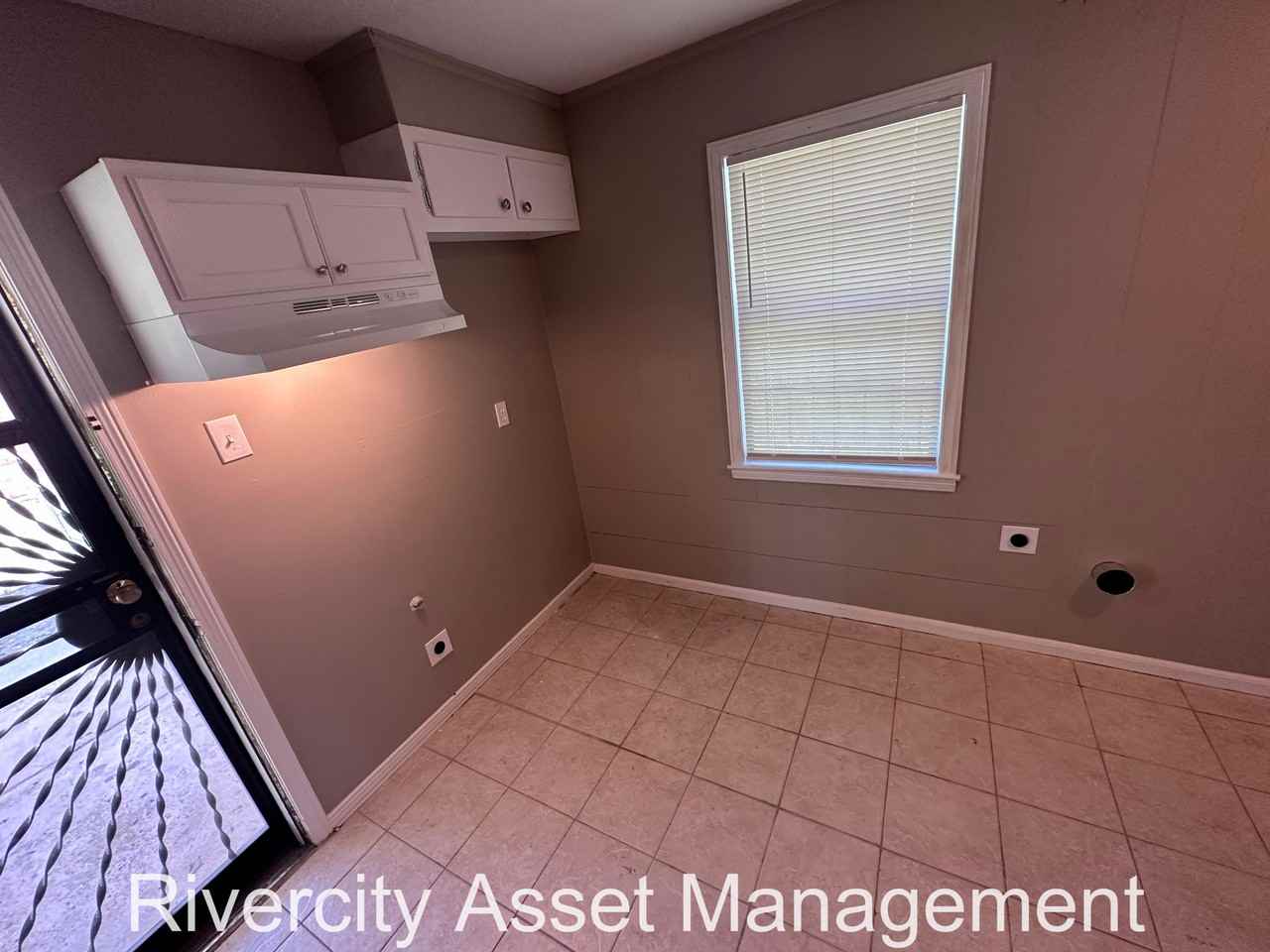 4180 Kerwin Dr #1 - Photo 6 of 10
