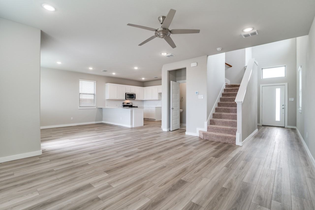 2717 Green River Rd #1 - Photo 2 of 30