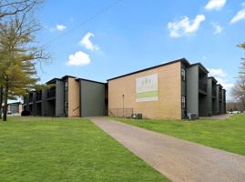 featured image of 2219 9th St