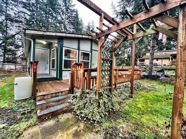 101 Ne Allen Ct #1 - Photo 2 of 34