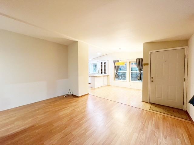 101 Ne Allen Ct #1 - Photo 5 of 34