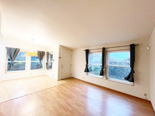 101 Ne Allen Ct #1 - Photo 7 of 34