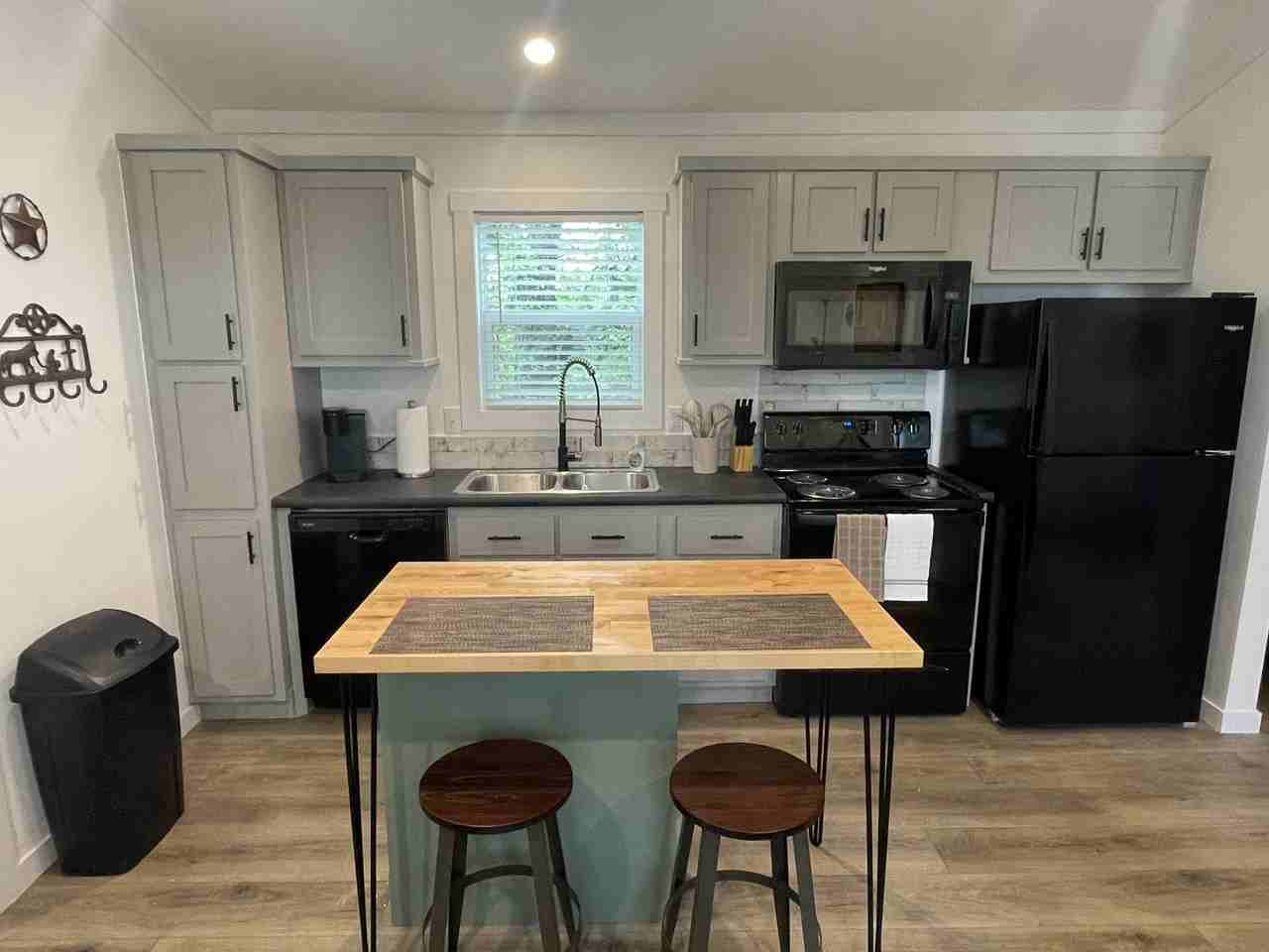 5040 Rustic Ln #D - Photo 5 of 21