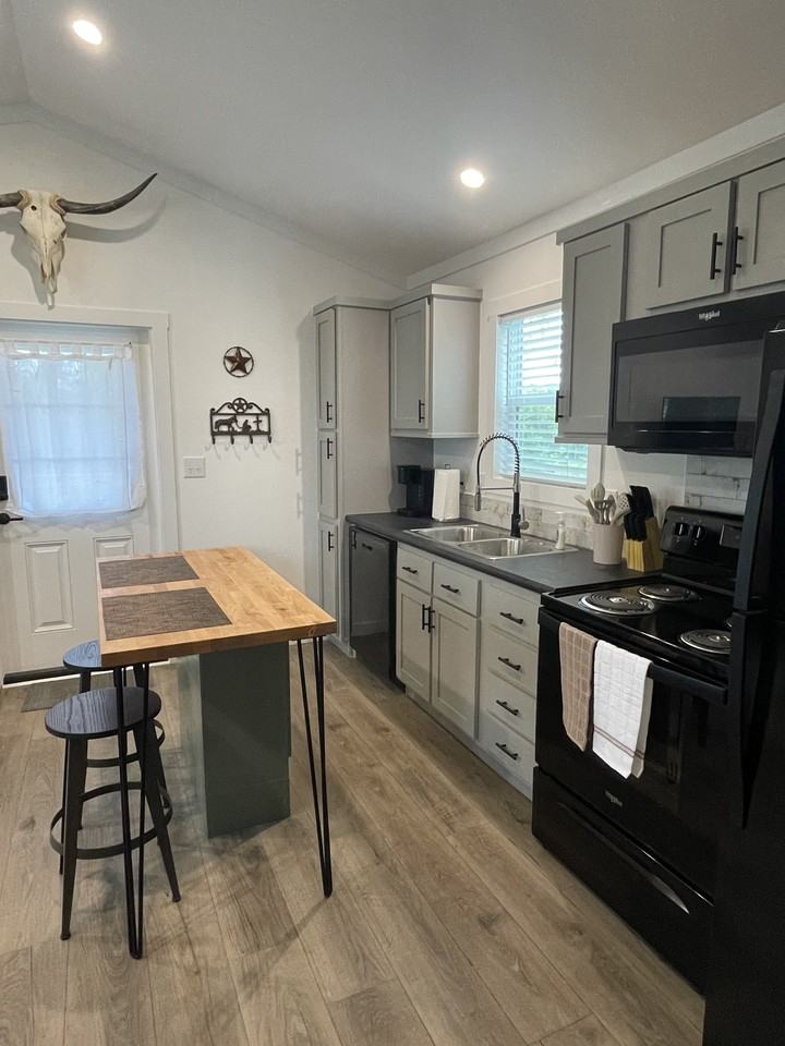5040 Rustic Ln #D - Photo 6 of 21
