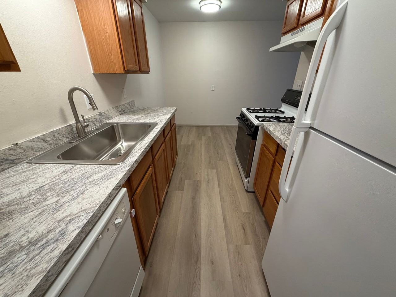 1680 Shawano Ave - Photo 6 of 20