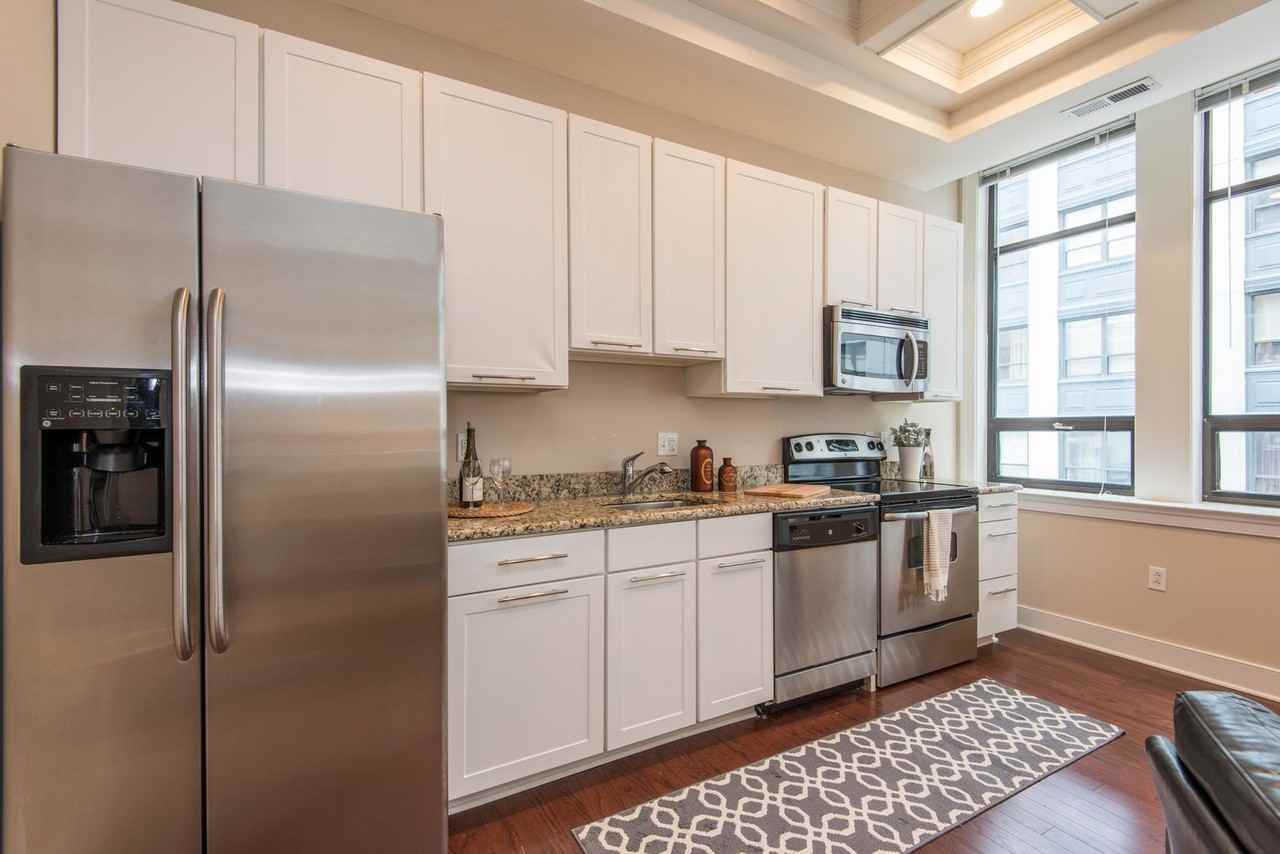 1501 Locust Street [Residential] - Photo 3 of 36